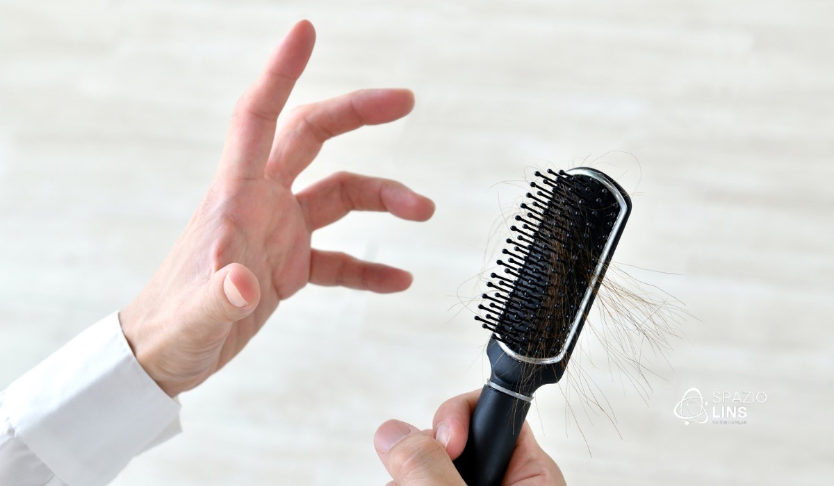 Como identificar quando seu cabelo está quebrando — e o que realmente funciona para interromper a quebra