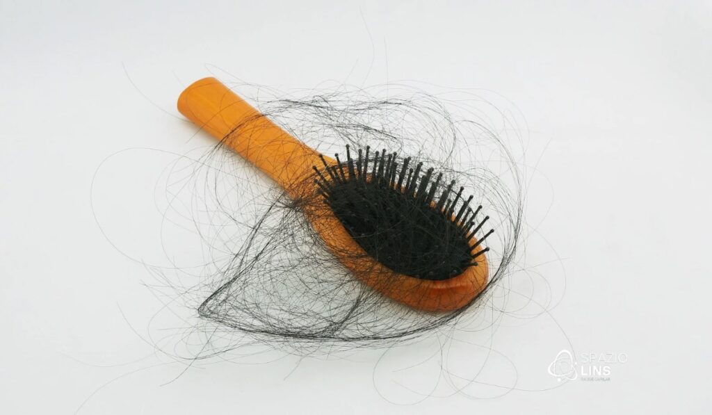 Eflúvio telógeno: quando a queda de cabelo não é genética