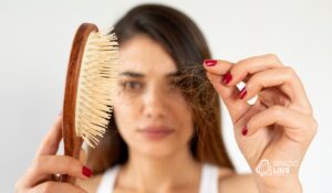 Queda de cabelo sazonal: isso existe?