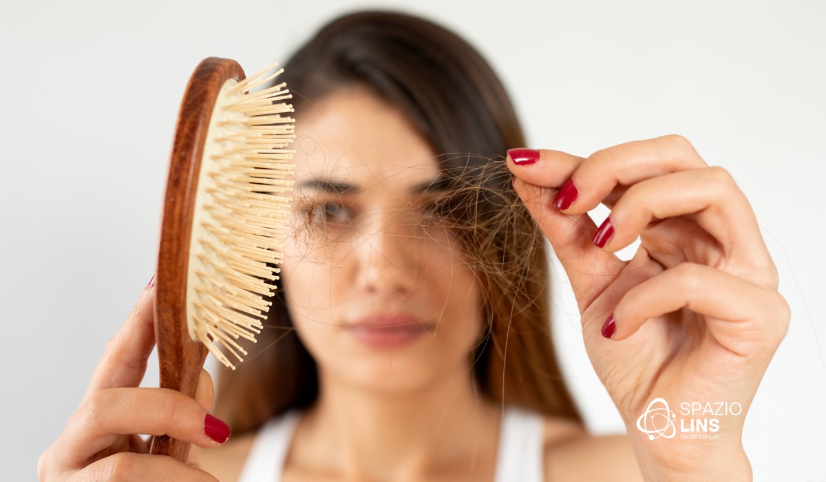 Queda de cabelo sazonal: isso existe?