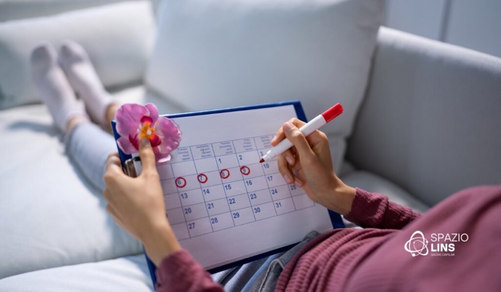 Como alterações no ciclo menstrual podem refletir na saúde dos cabelos?